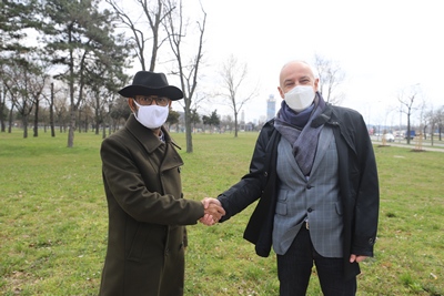 Градоначелник Радојичић и амбасадор Индије посадили 25 стабала у парку „Ушће” у оквиру акције „Дрво за Београд”