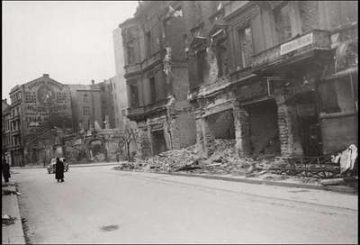 Весић: Нећемо заборавити невине жртве бомбардовања Београда 1944. године
