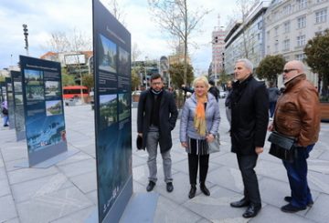 Изложба „Поздрав из Београда – Београд на разгледницама” отворена на Тргу републике