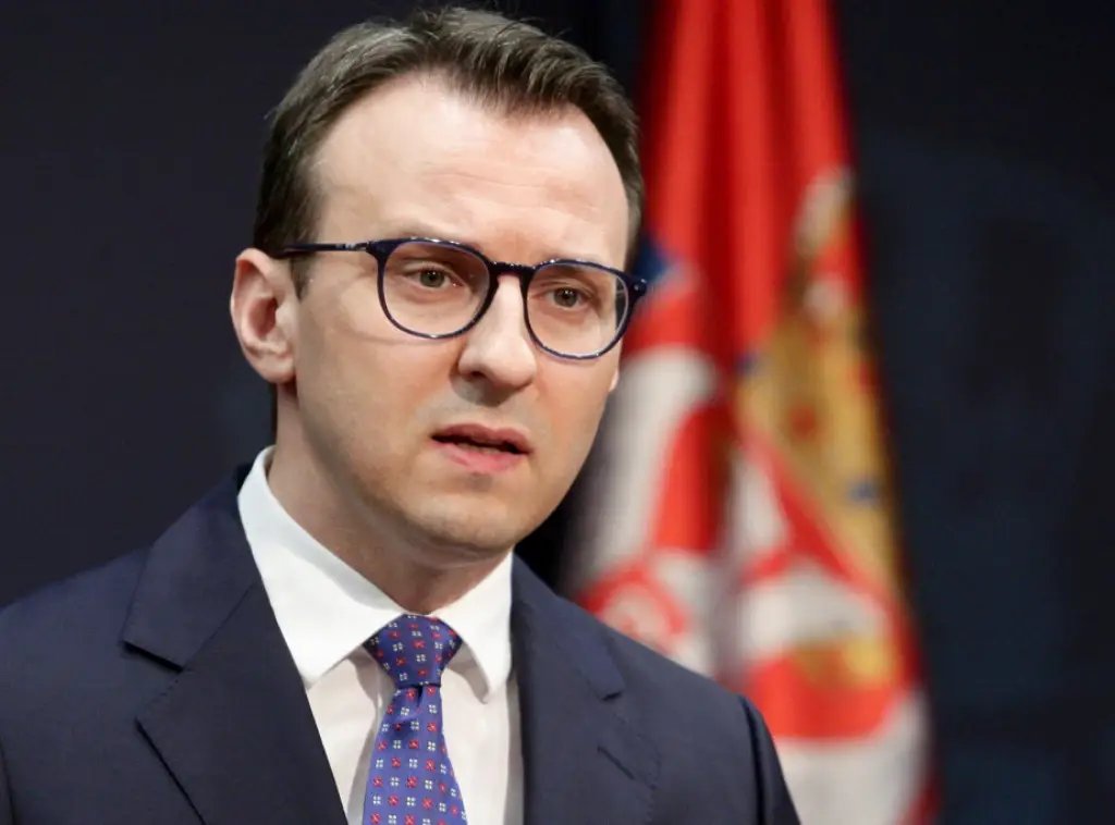 Затворене_српске_амбуланте_у_селима_Суво_Грло_и_Бање