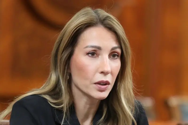 Резерве_нафтних_деривата_у_државним_складиштима_остају_на_високом_нивоу