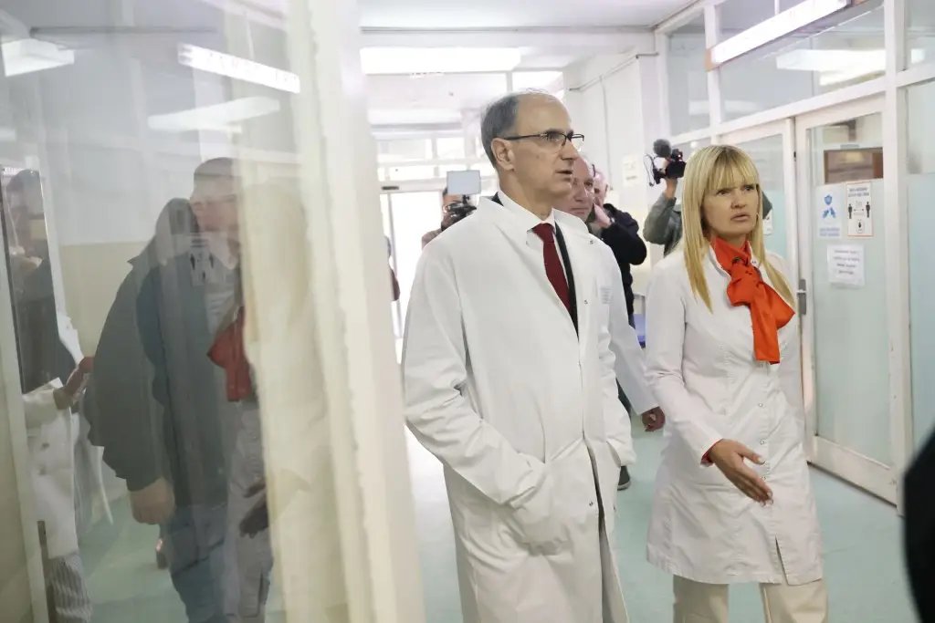 Јачање_здравствених_установа_један_од_приоритета_Владе