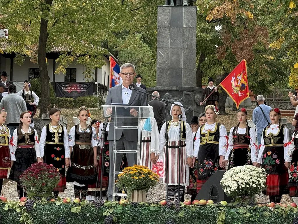 Држава_наставља_да_пружа_подршку_виноградарима_и_воћарима