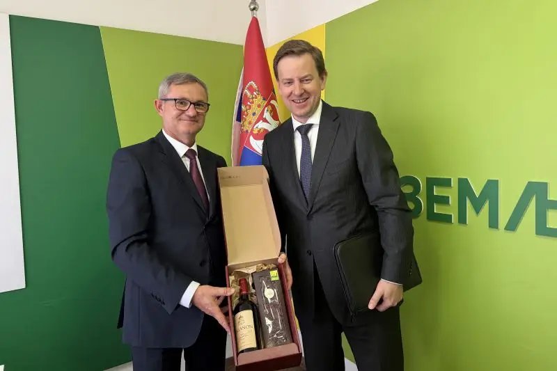 Подићи_на_виши_ниво_сарадњу_са_Словачком_у_области_пољопривреде