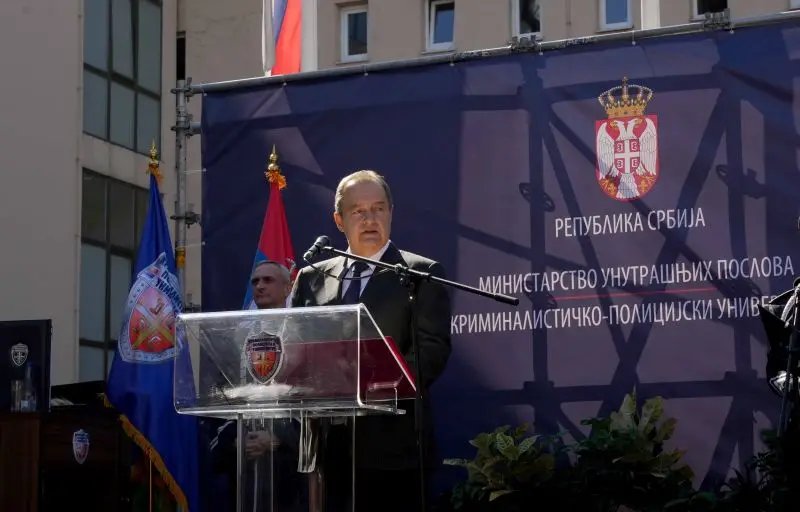 Снага_полиције_у_узајамном_поверењу_и_сарадњи_са_заједницом